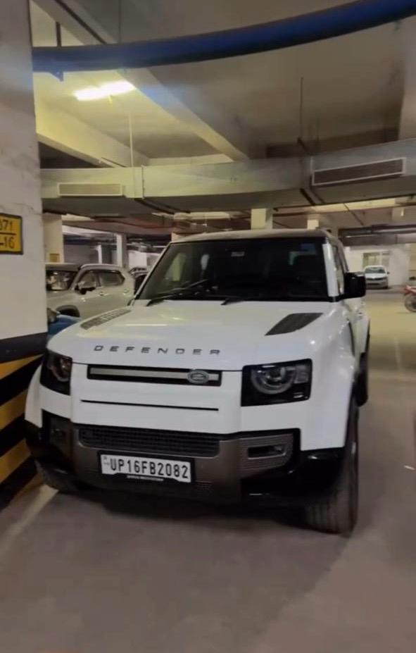 Manvi Sharma Tour & Travel